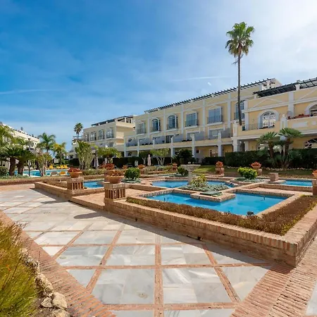 Sunny 2 Bdrm Paradise In Aloha Gardens