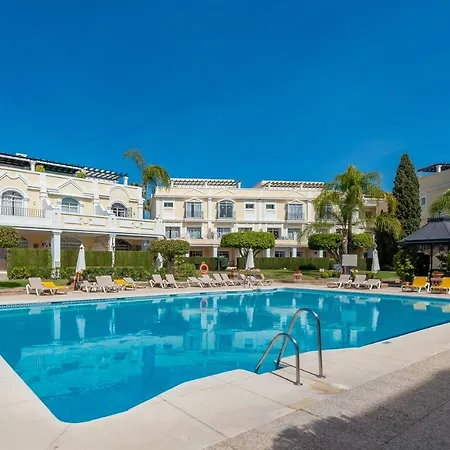 Apartment Sunny 2 Bdrm Paradise In Aloha Gardens
