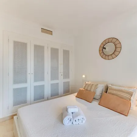 Sunny 2 Bdrm Paradise In Aloha Gardens * Marbella