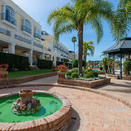 Apartment Sunny 2 Bdrm Paradise In Aloha Gardens *
