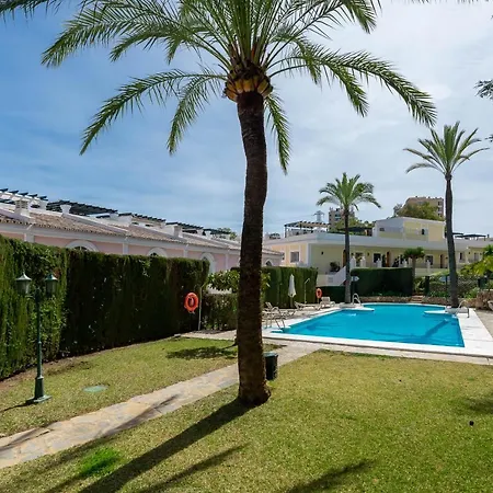 Sunny 2 Bdrm Paradise In Aloha Gardens Marbella