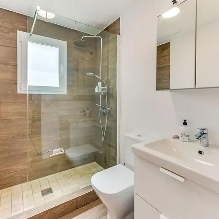 Apartment Sunny 2 Bdrm Paradise In Aloha Gardens Marbella