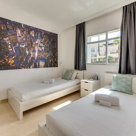 Apartment Sunny 2 Bdrm Paradise In Aloha Gardens