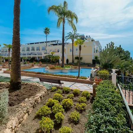 Apartment Sunny 2 Bdrm Paradise In Aloha Gardens